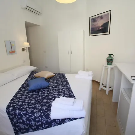 Casa Calieri Konukevi Tropea
